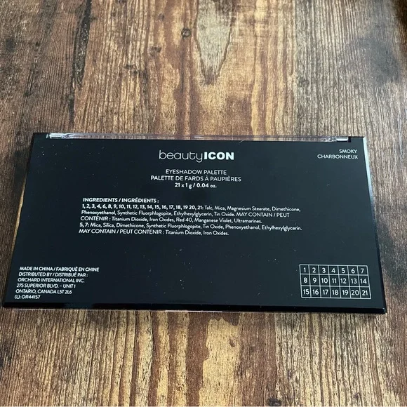 Eyeshadow Palette - Multi-Color - Picture 2 of 2